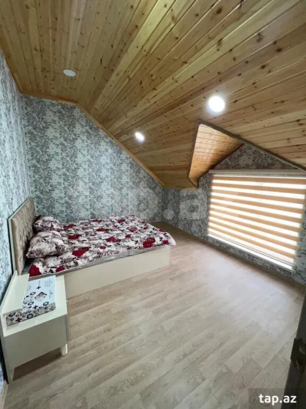 Kirayə verilir 5 otaqlı həyət evi