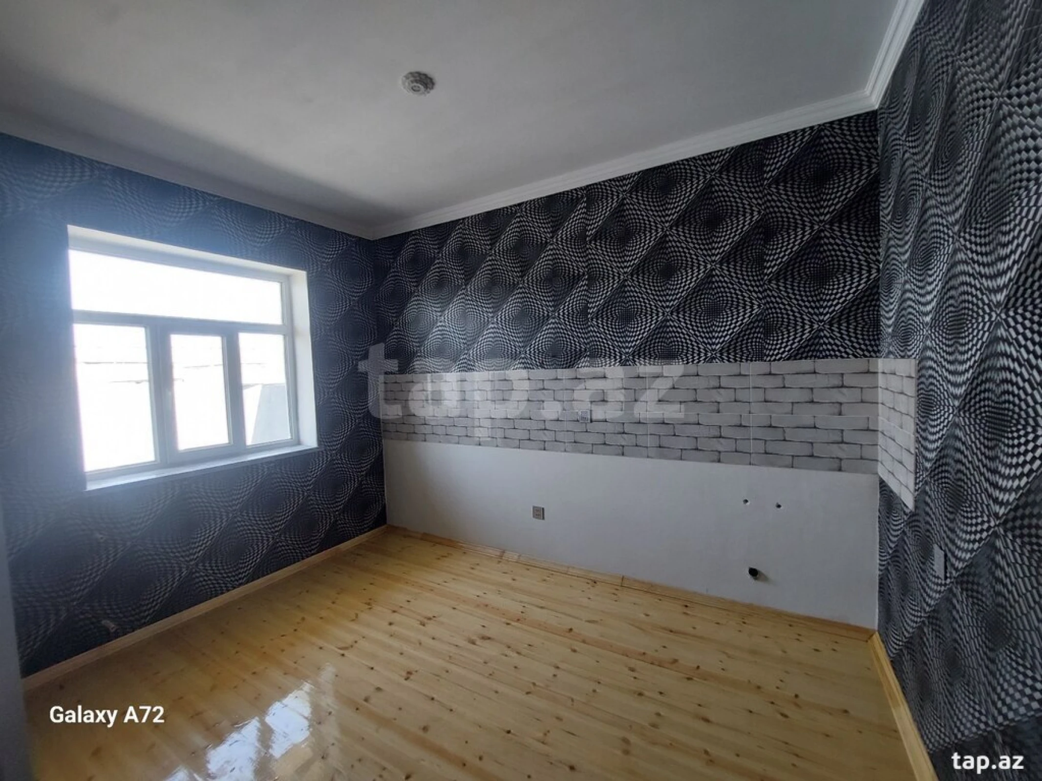 Satılır 3 otaqlı həyət evi