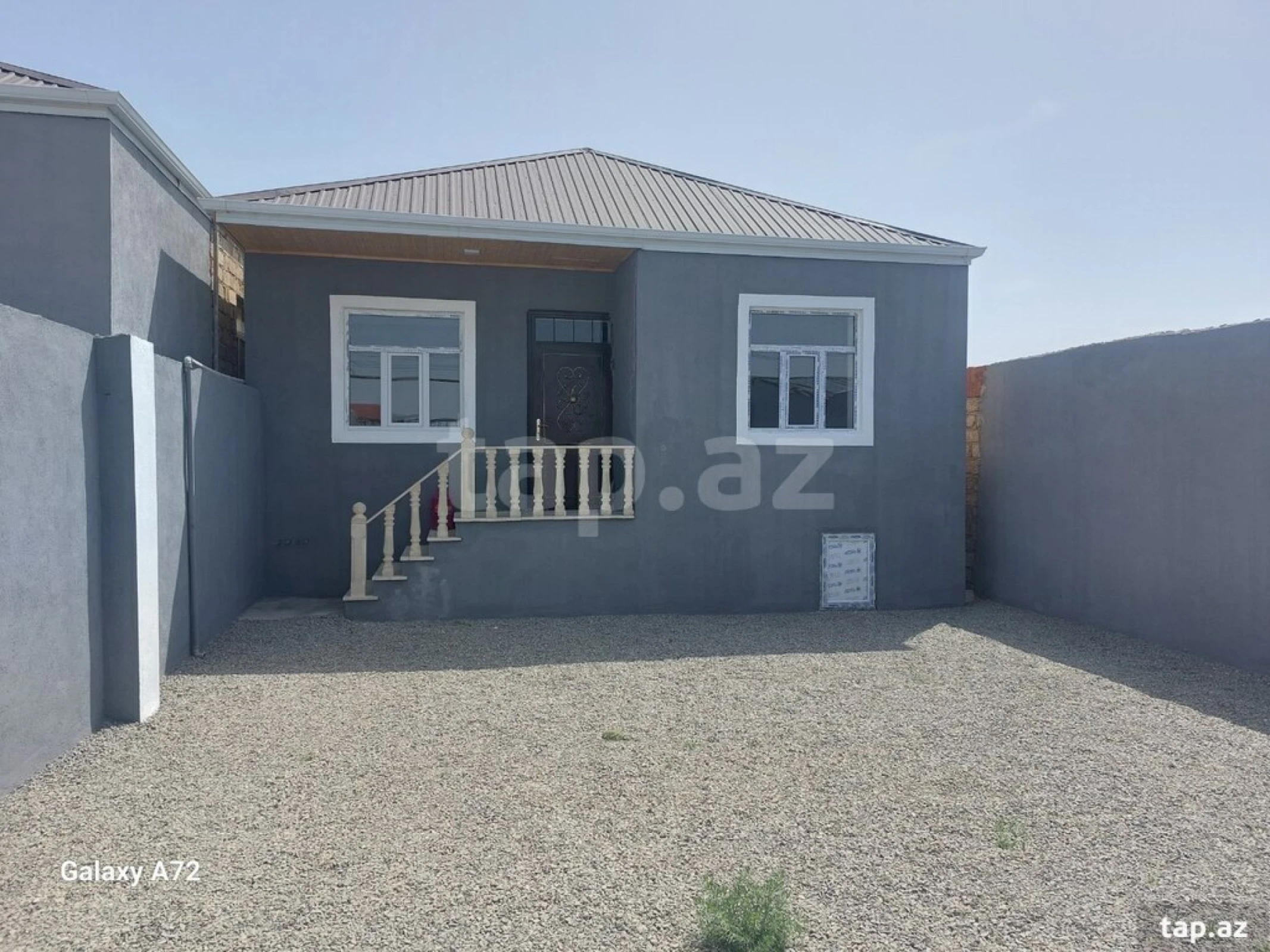 Satılır 3 otaqlı həyət evi