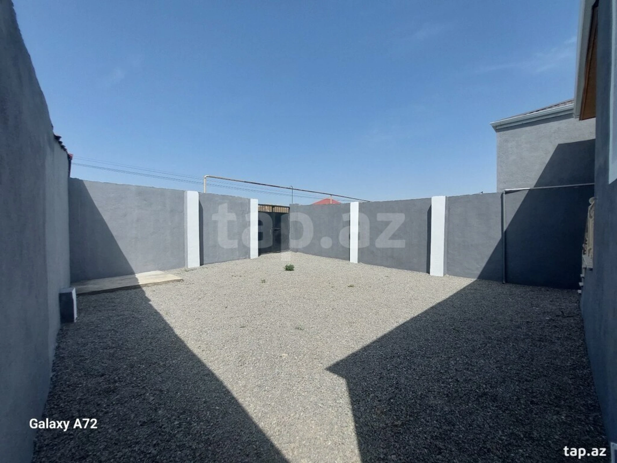 Satılır 3 otaqlı həyət evi