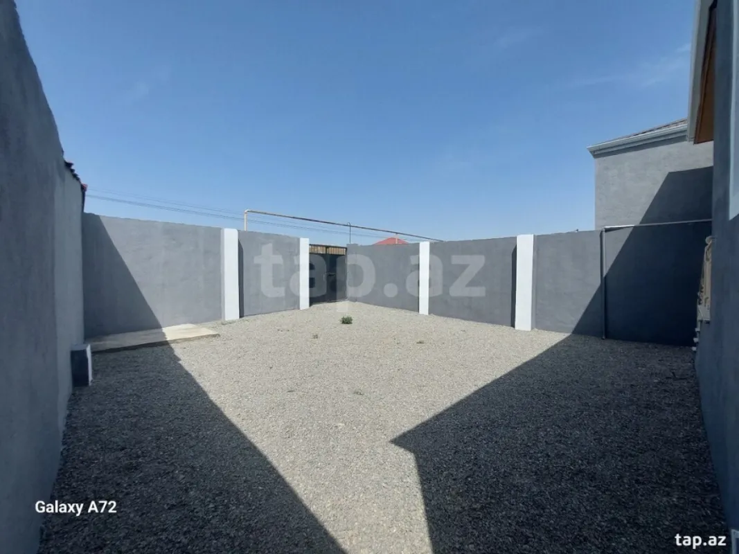 Satılır 3 otaqlı həyət evi