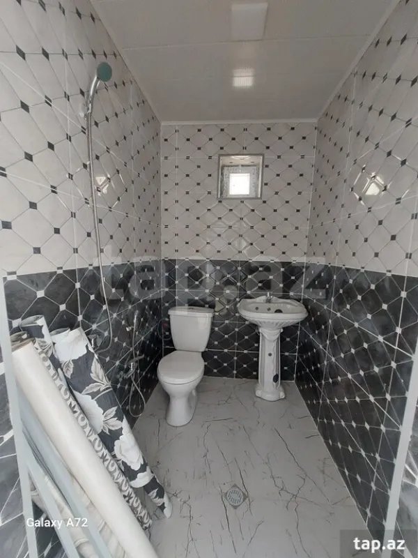 Satılır 3 otaqlı həyət evi