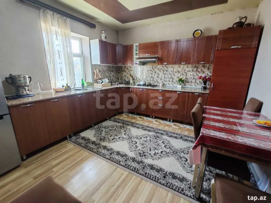 Satılır 3 otaqlı həyət evi