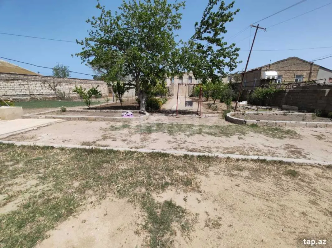 Satılır 3 otaqlı həyət evi