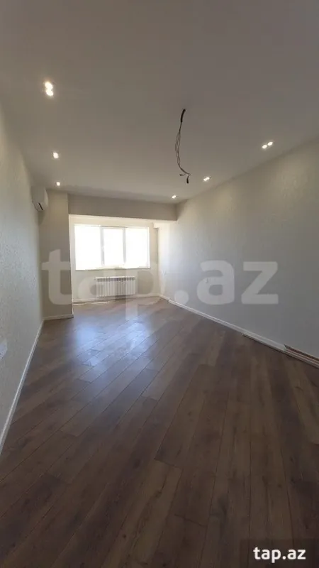 Satılır 2 otaqlı yeni tikili 74 m²