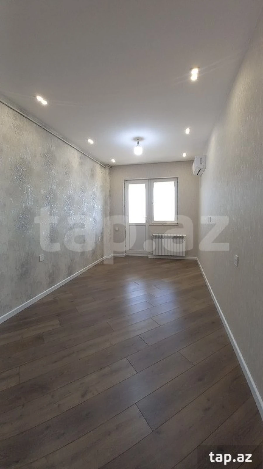 Satılır 2 otaqlı yeni tikili 74 m²