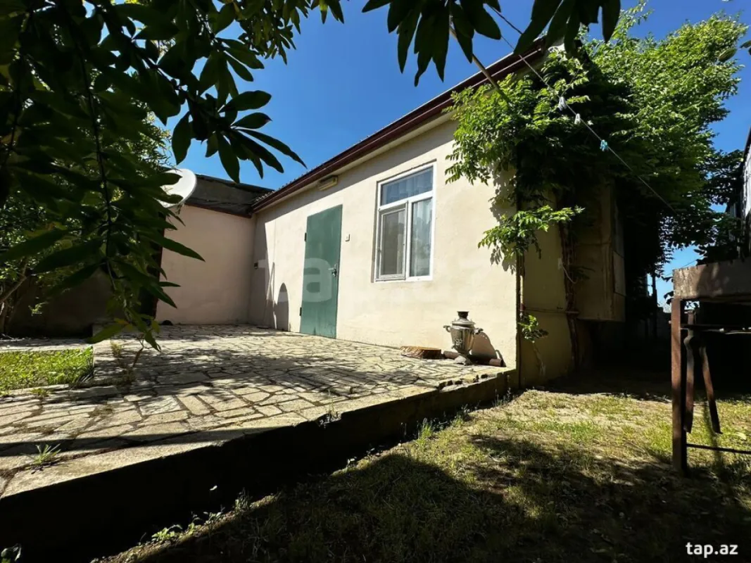 Kirayə verilir 2 otaqlı həyət evi