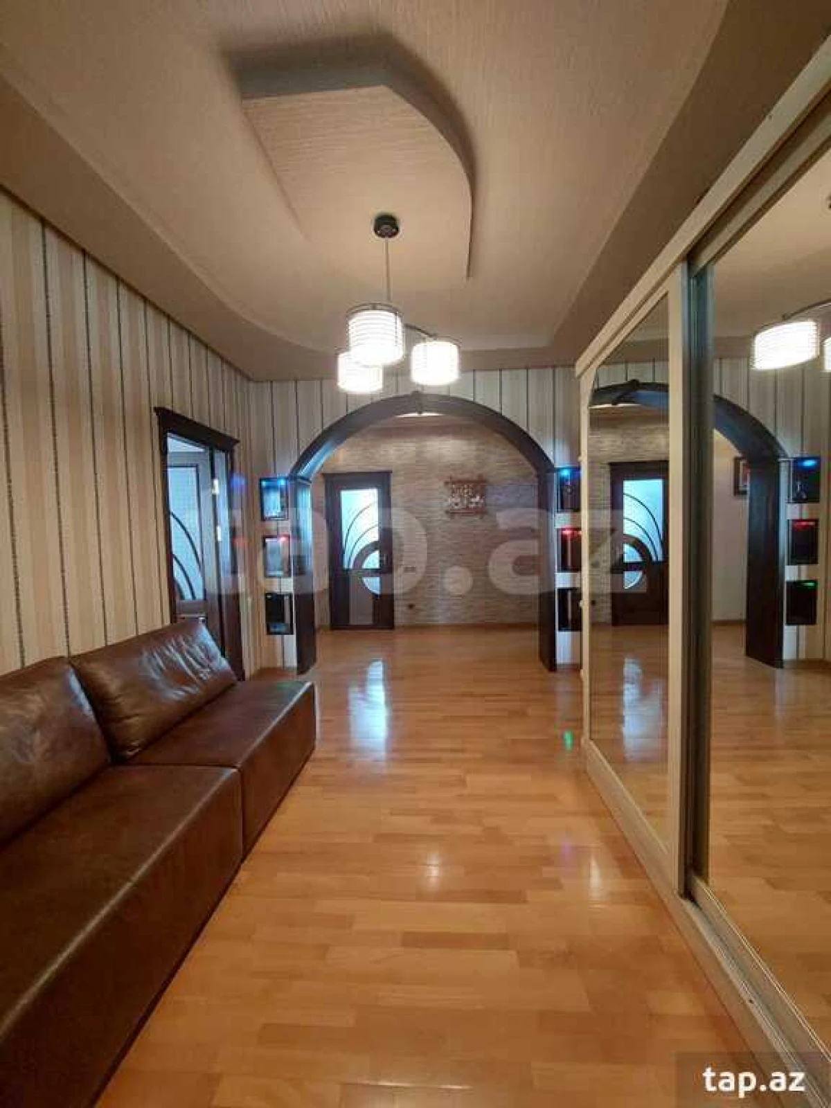 Kirayə verilir 4 otaqlı həyət evi