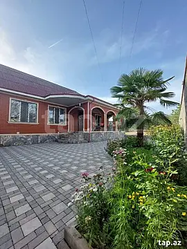 Kirayə verilir 4 otaqlı həyət evi