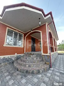 Kirayə verilir 4 otaqlı həyət evi — Şəki 4 otaq