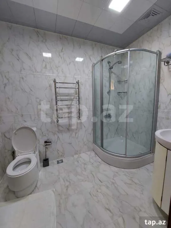 Kirayə verilir 4 otaqlı həyət evi