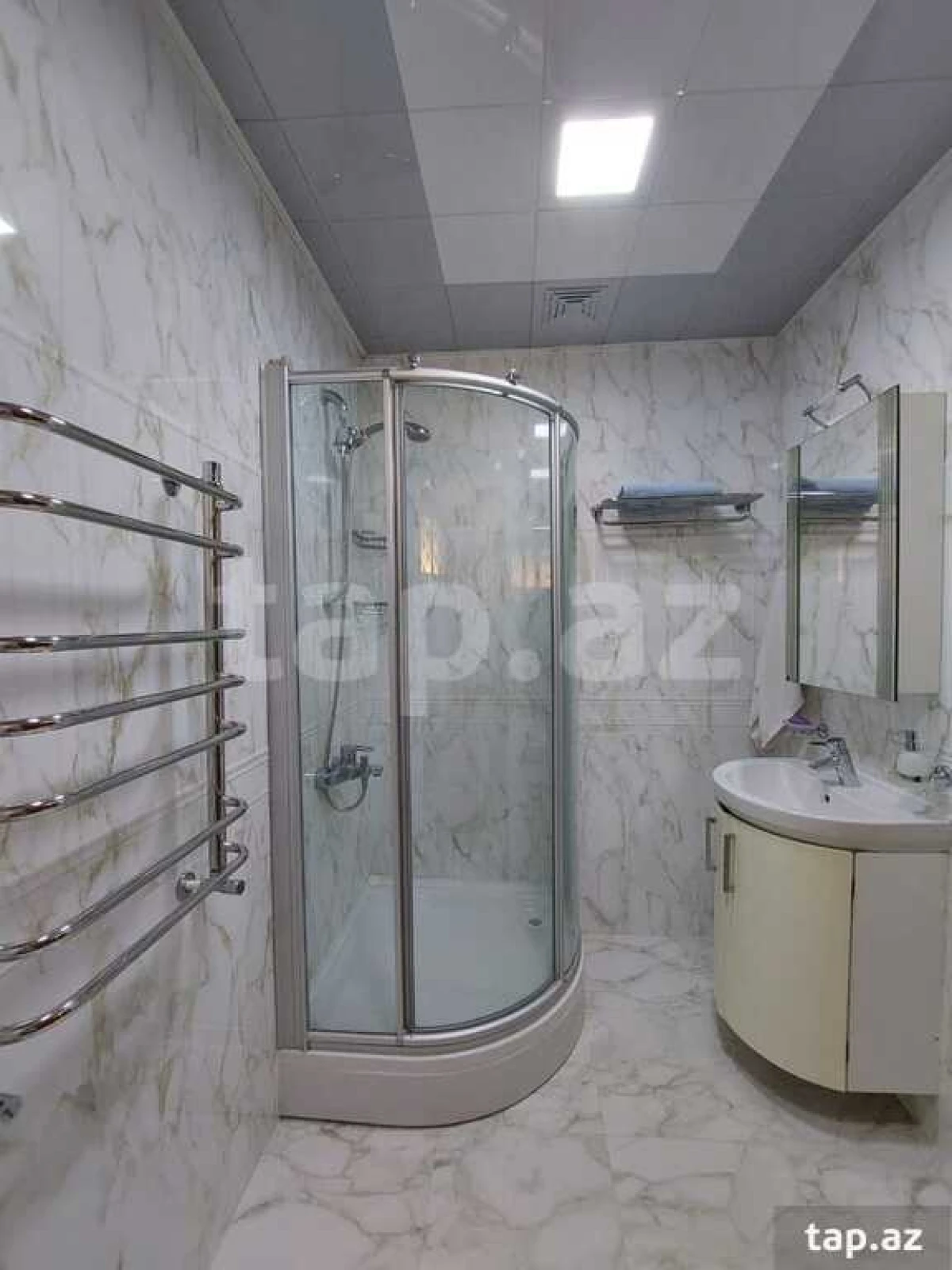 Kirayə verilir 4 otaqlı həyət evi