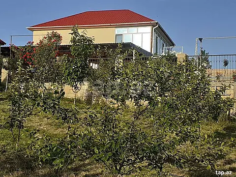 Kirayə verilir 5 otaqlı həyət evi 140 m² — Şamaxı 5 otaq 140.00 m²
