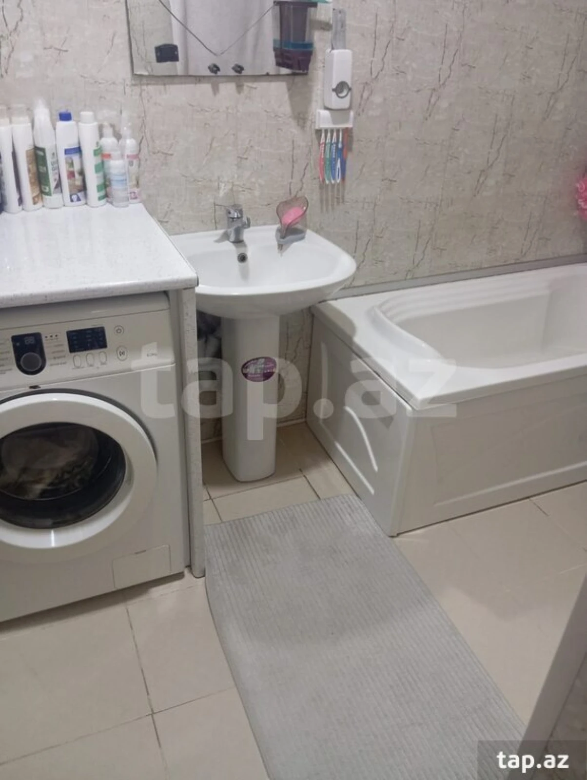 Satılır 3 otaqlı həyət evi