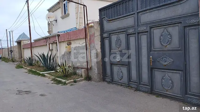 Satılır 3 otaqlı həyət evi