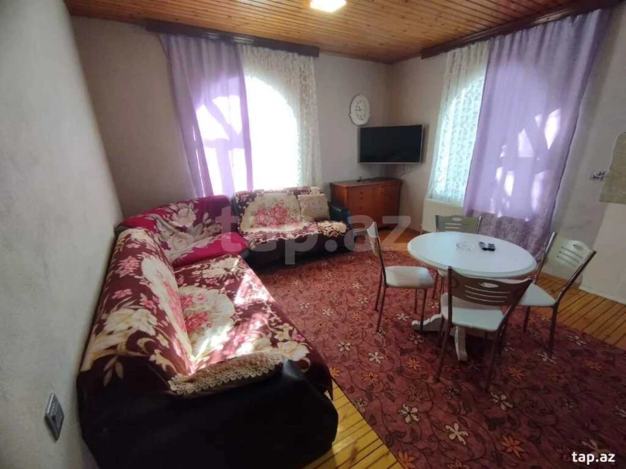 Kirayə verilir 3 otaqlı həyət evi