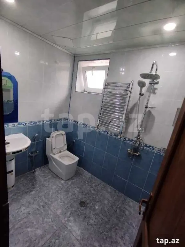 Kirayə verilir 3 otaqlı həyət evi