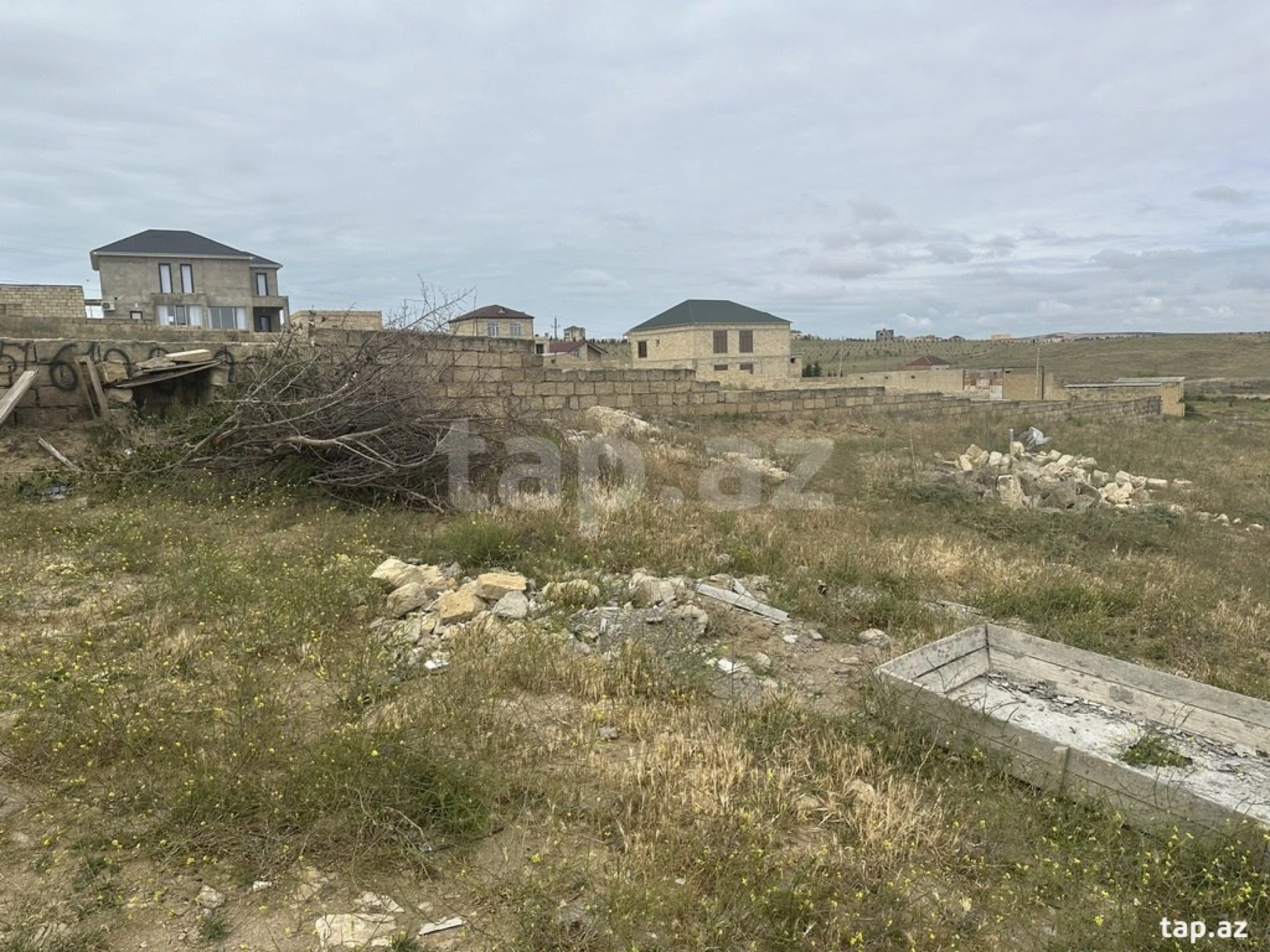 Satılır torpaq sahəsi