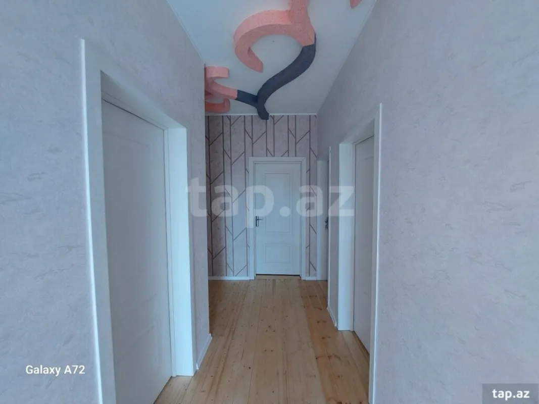 Satılır 3 otaqlı həyət evi