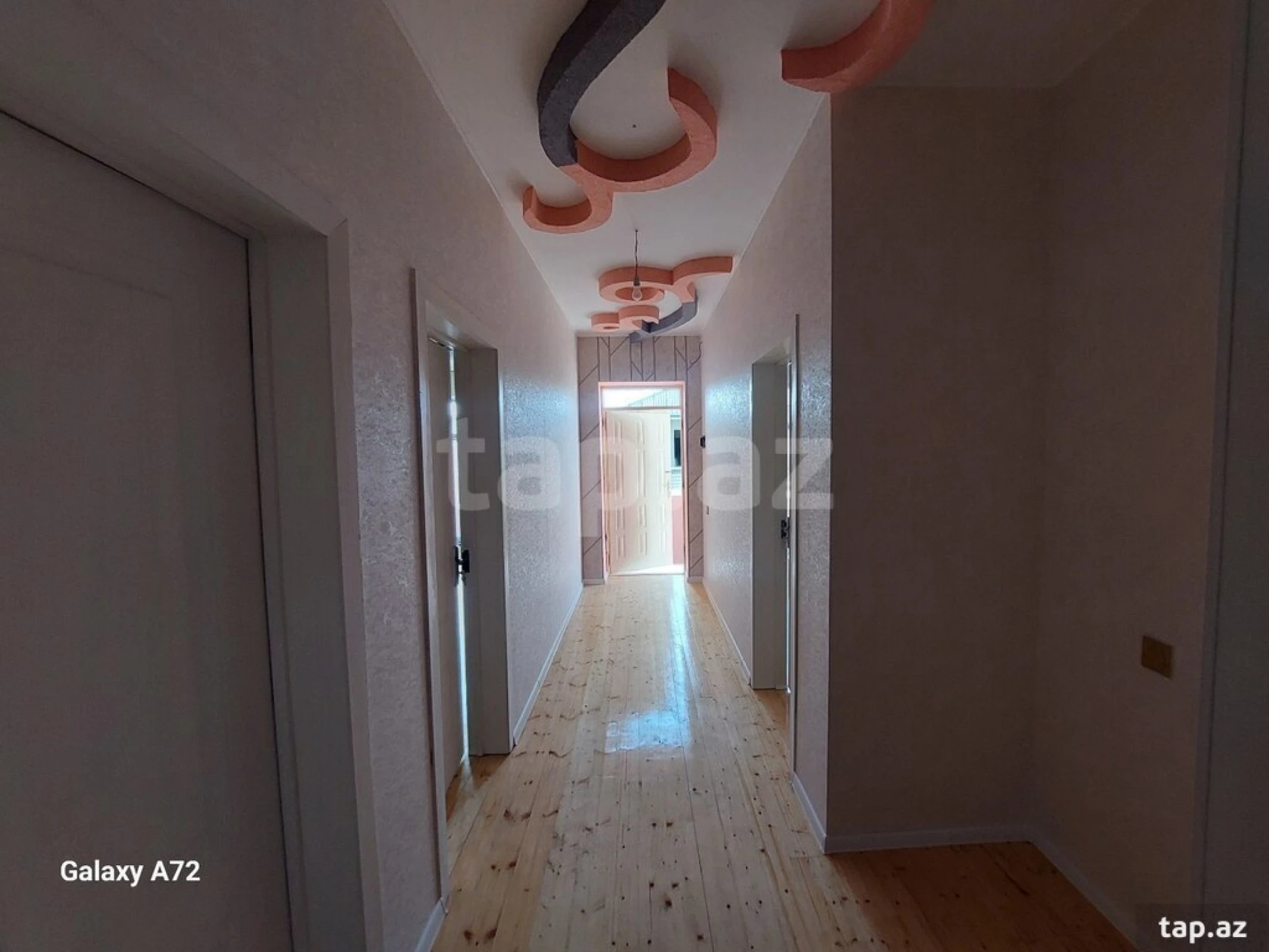 Satılır 3 otaqlı həyət evi