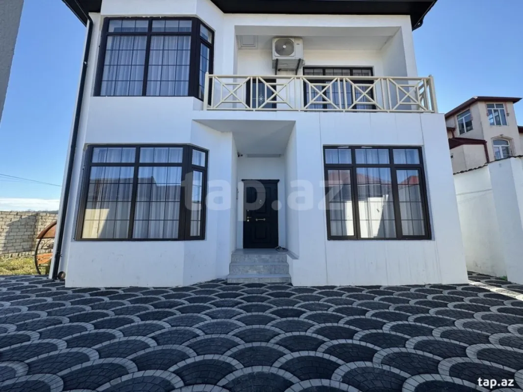 Kirayə verilir 4 otaqlı həyət evi