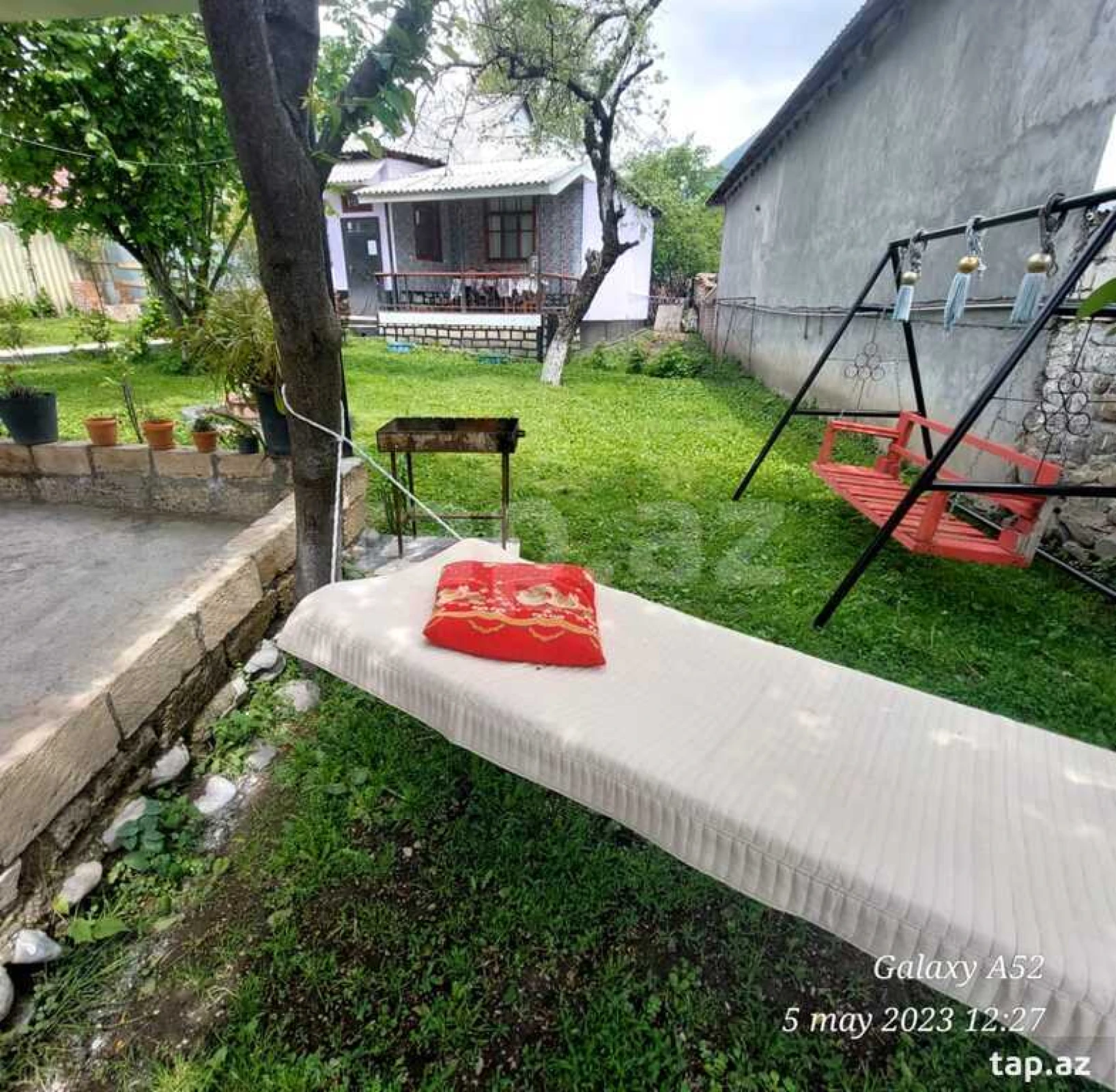 Kirayə verilir 3 otaqlı həyət evi