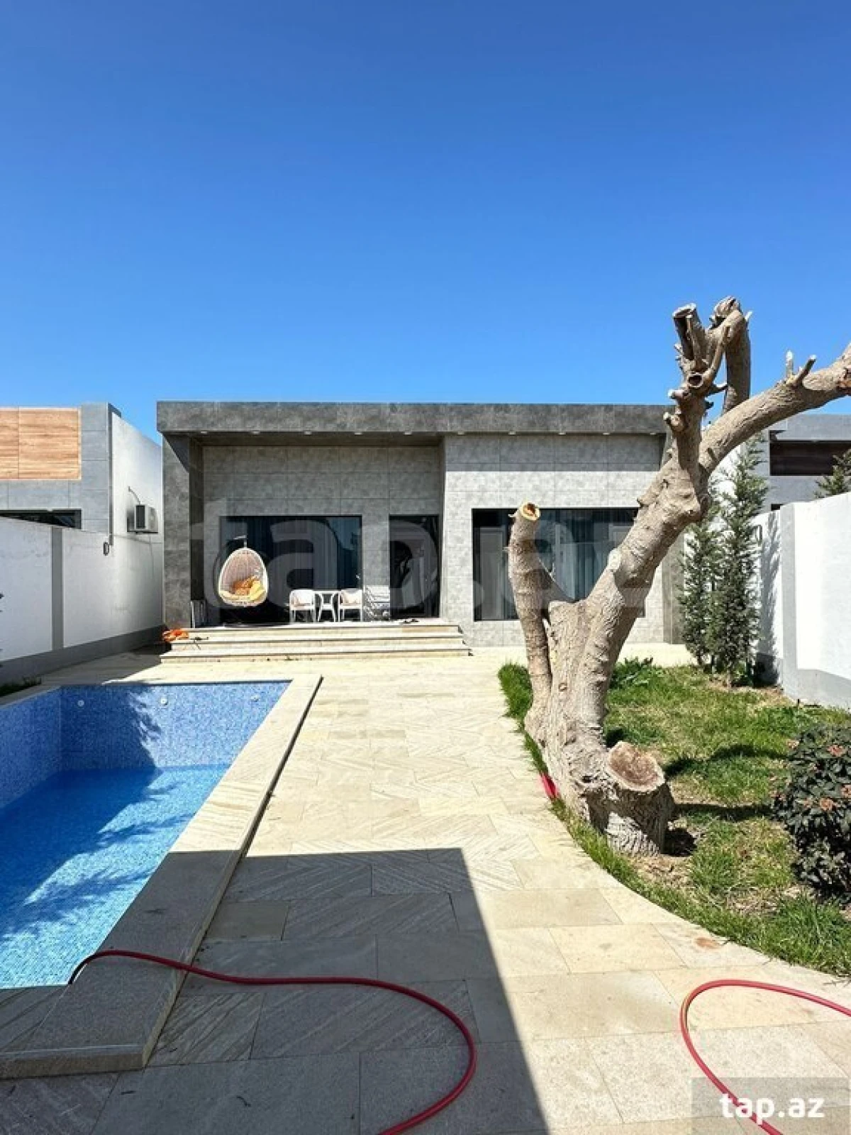 Kirayə verilir 4 otaqlı həyət evi 200 m²