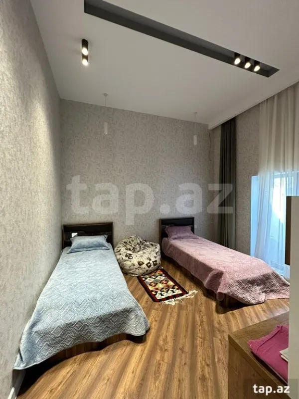 Kirayə verilir 4 otaqlı həyət evi 200 m²