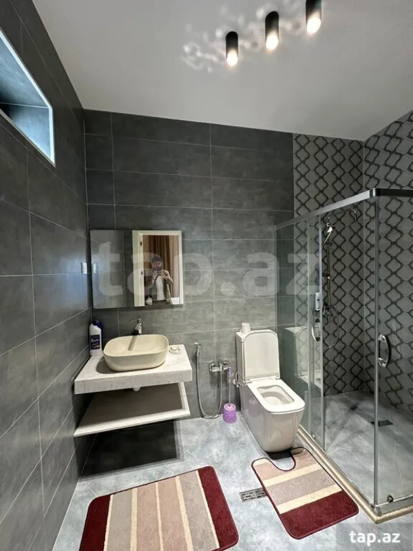 Kirayə verilir 4 otaqlı həyət evi 200 m²