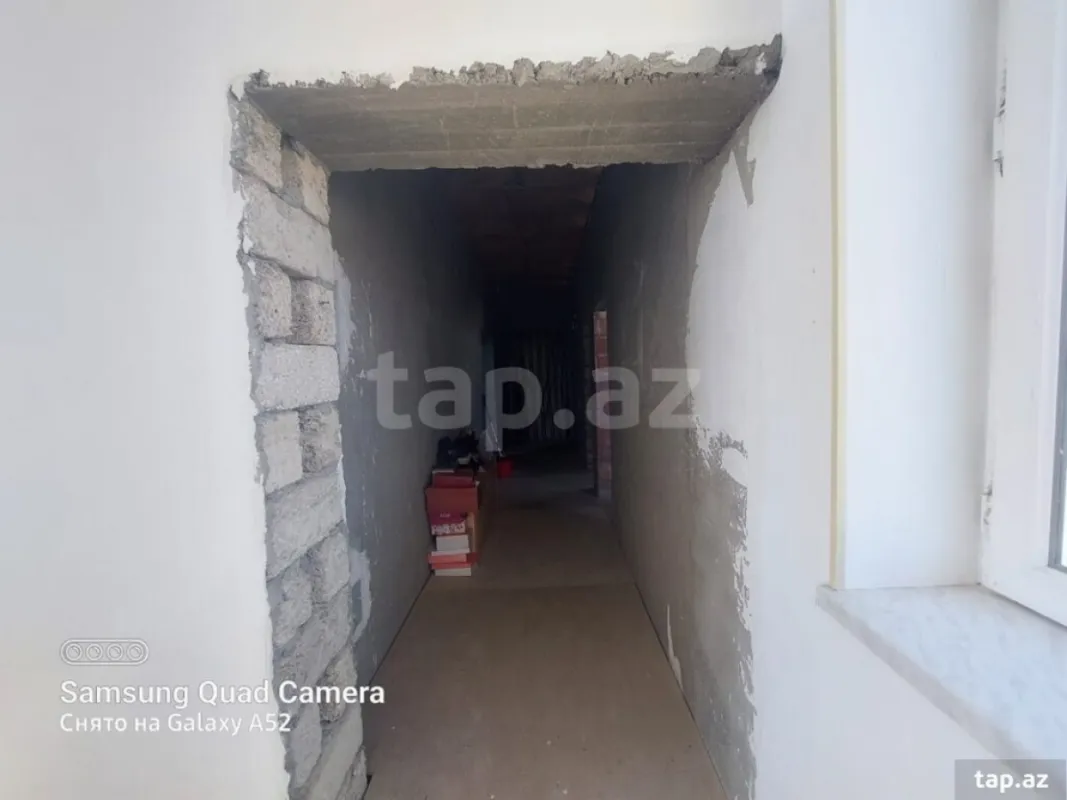 Satılır 7 otaqlı həyət evi