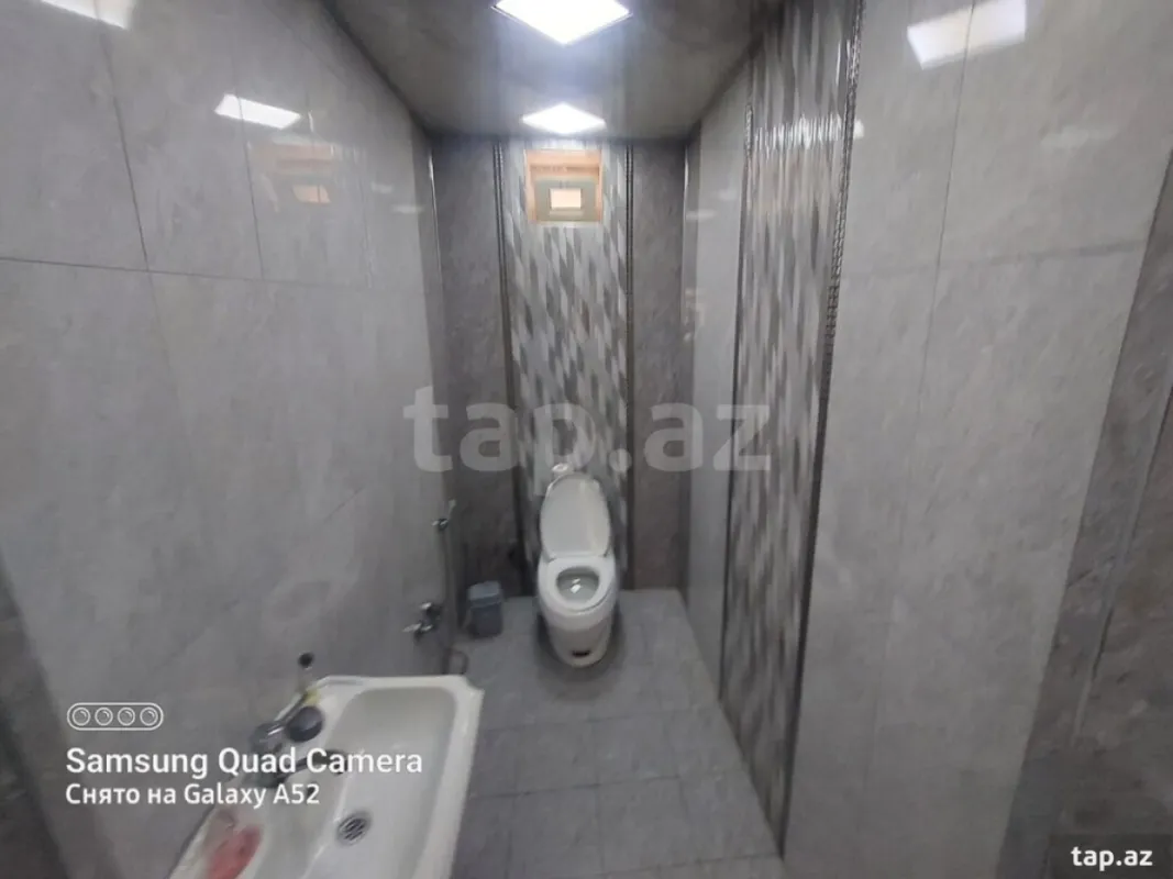 Satılır 7 otaqlı həyət evi