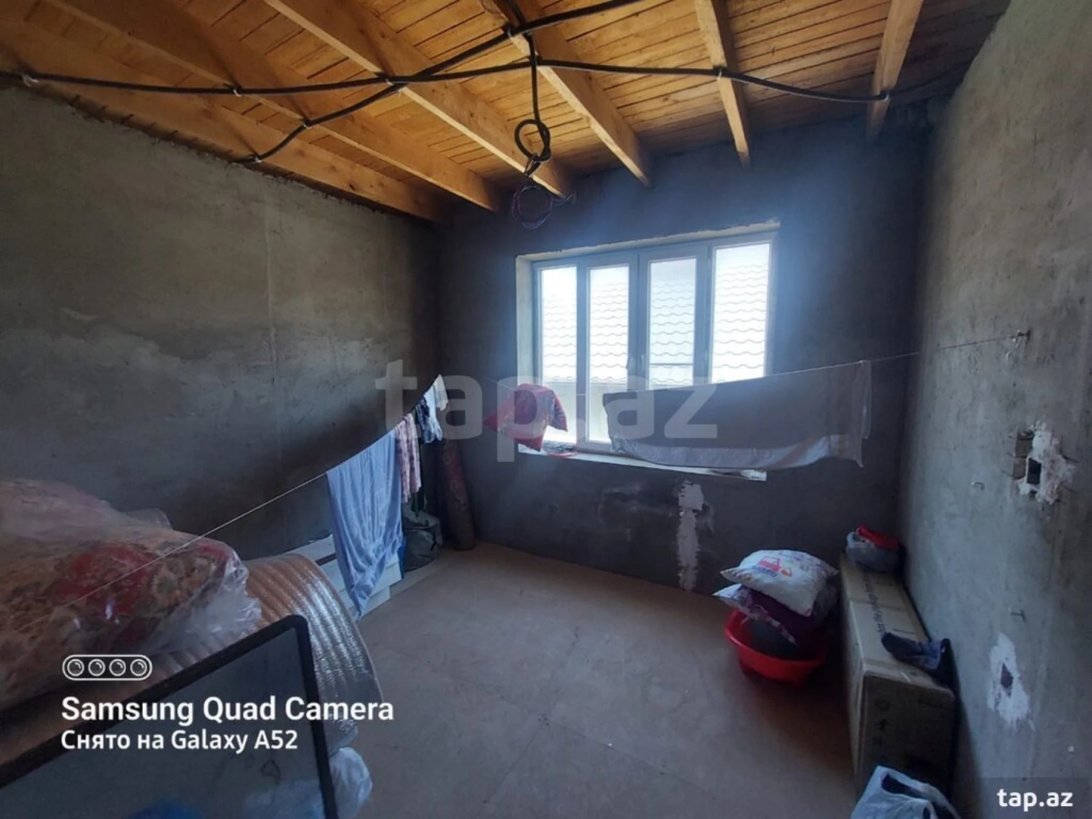 Satılır 7 otaqlı həyət evi