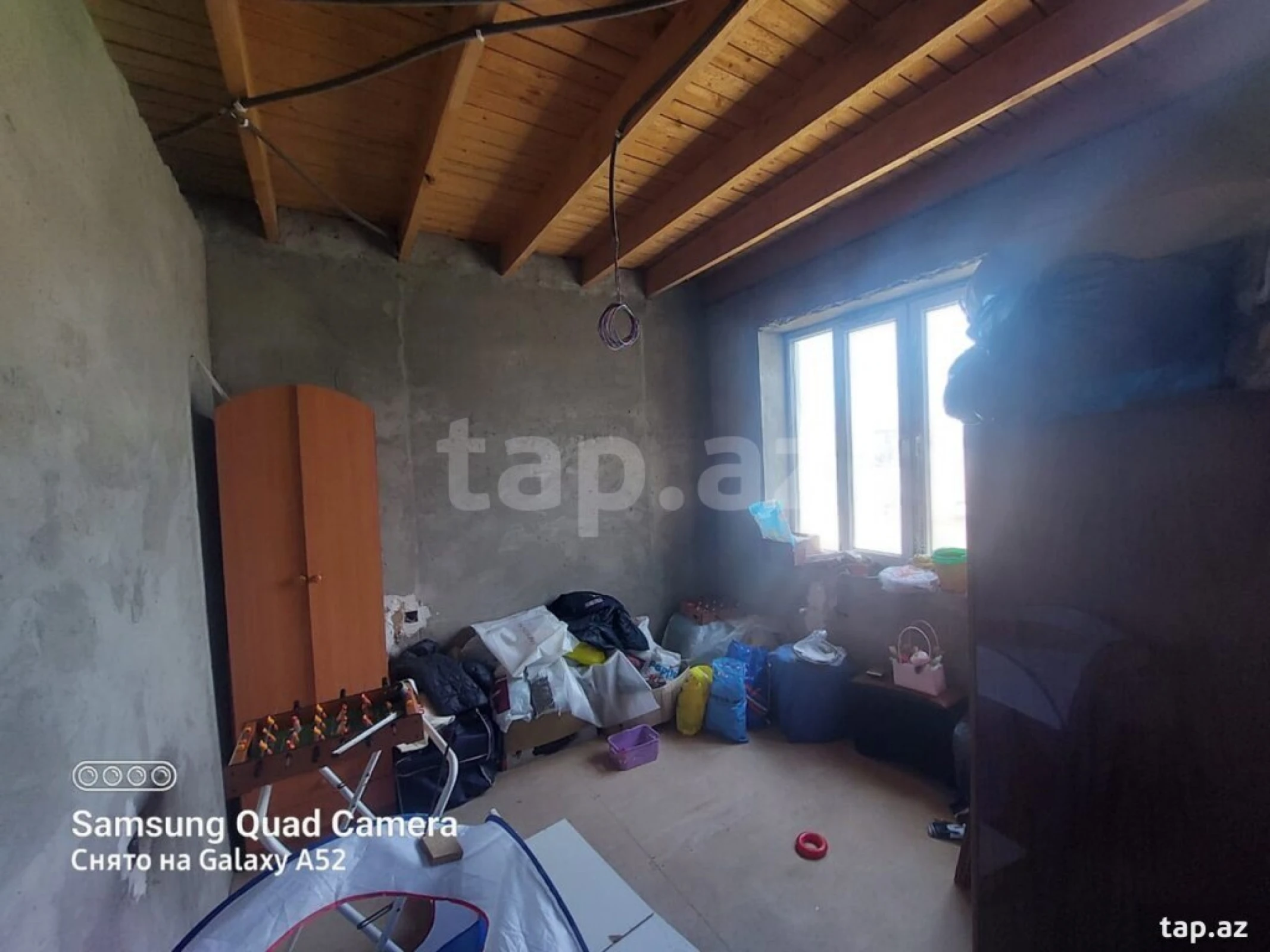 Satılır 7 otaqlı həyət evi