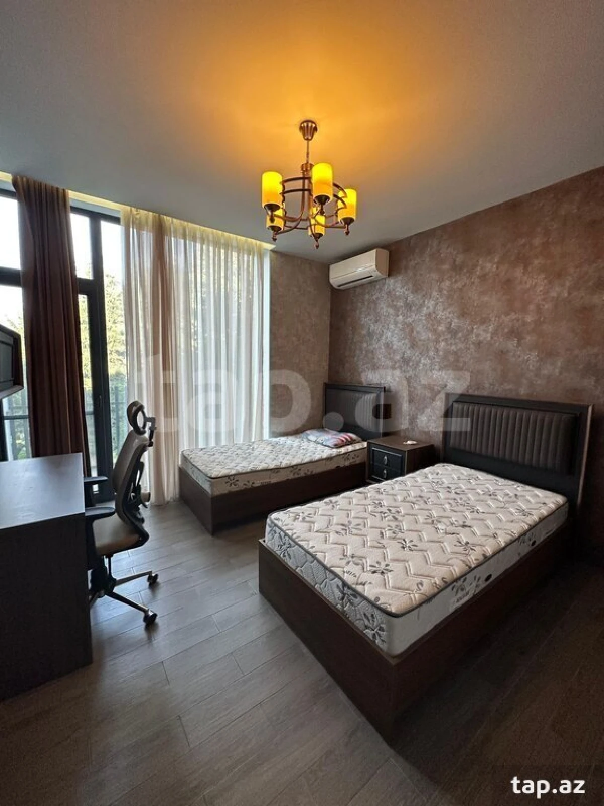 Kirayə verilir 4 otaqlı həyət evi 300 m²