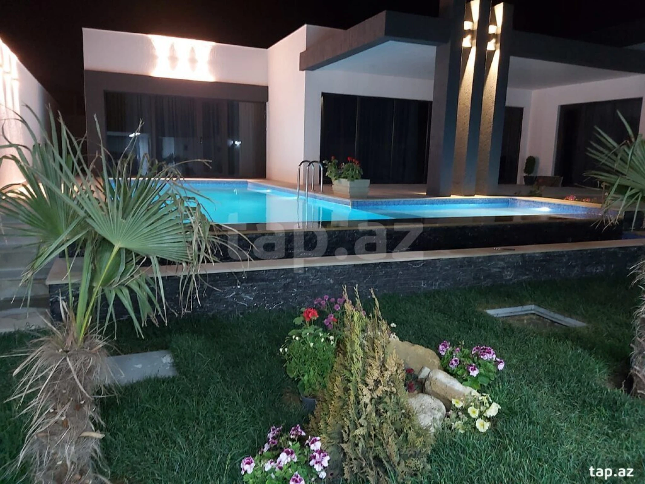 Kirayə verilir 4 otaqlı həyət evi 300 m²