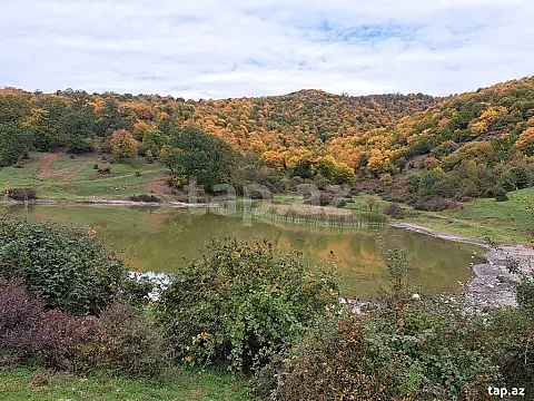 Kirayə verilir 4 otaqlı həyət evi