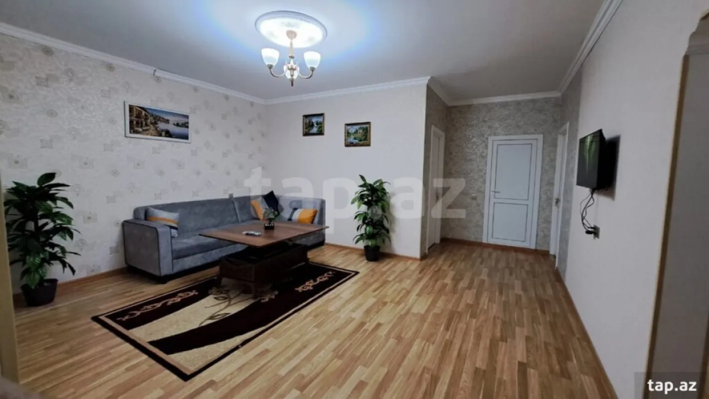 Kirayə verilir 4 otaqlı həyət evi