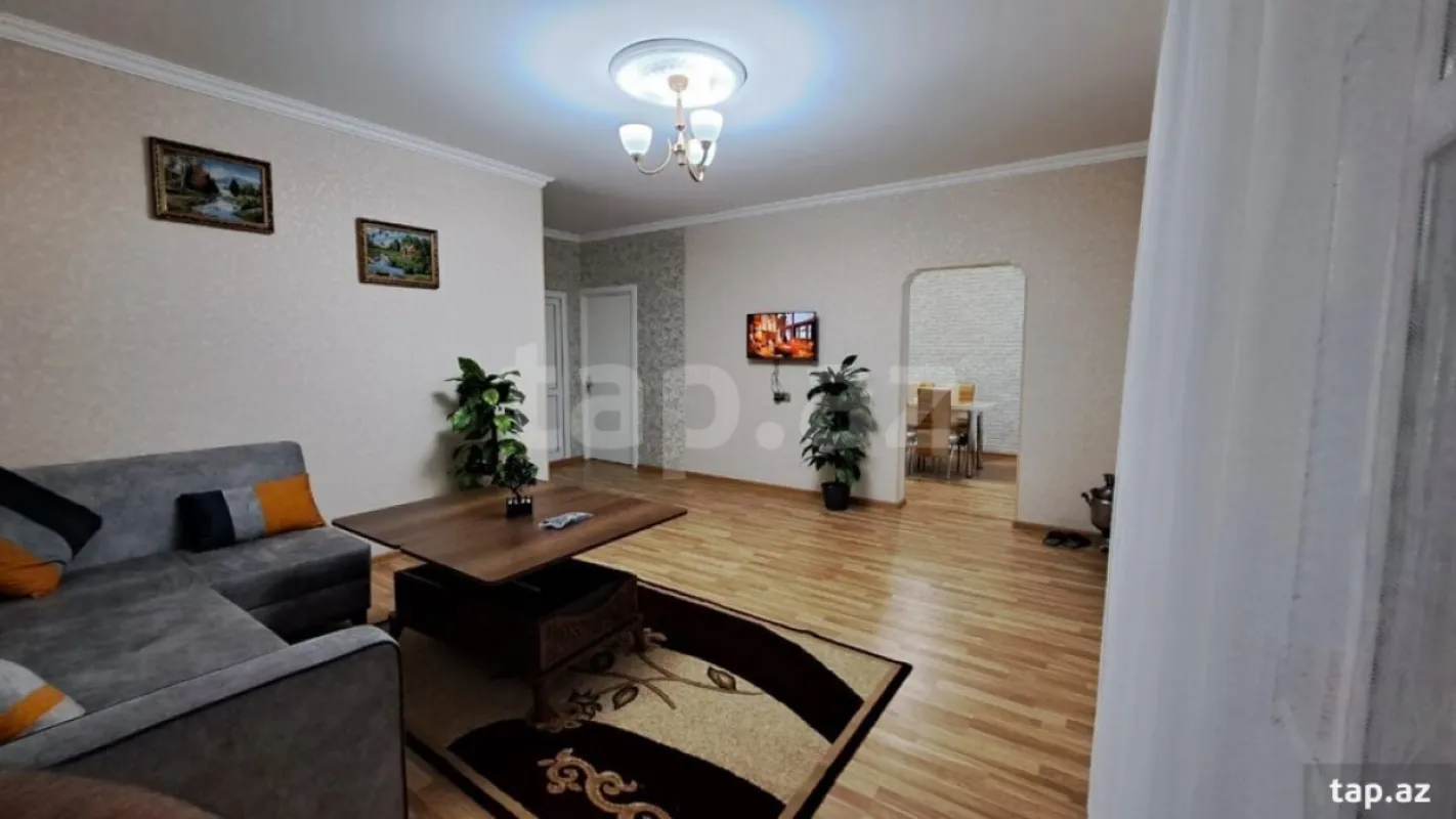 Kirayə verilir 4 otaqlı həyət evi