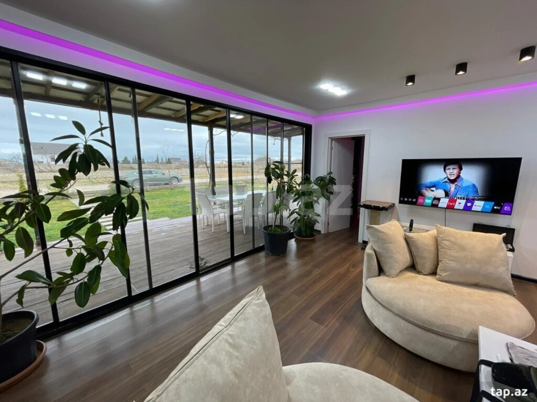 Kirayə verilir 3 otaqlı həyət evi 200 m²