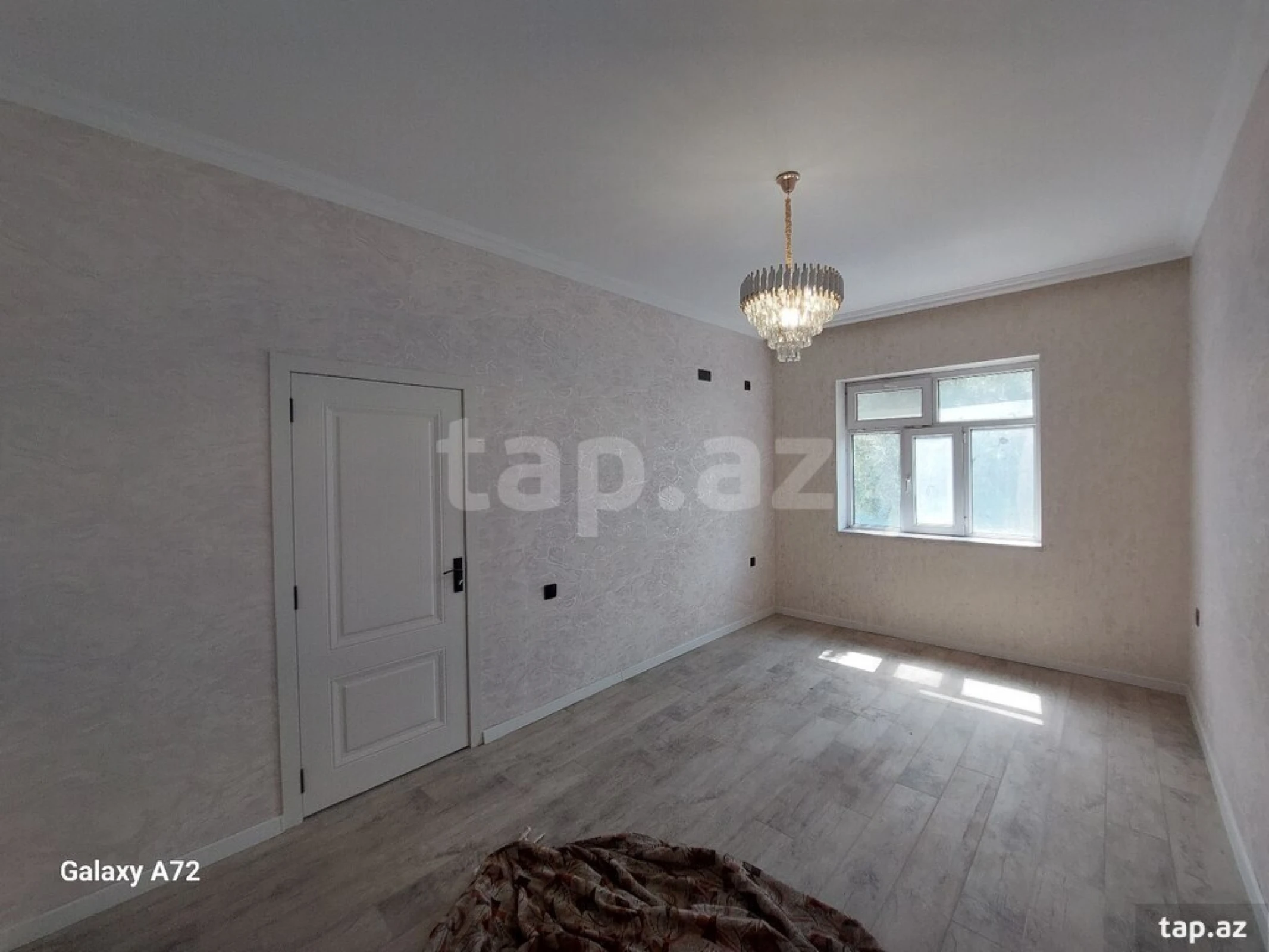 Satılır 5 otaqlı həyət evi