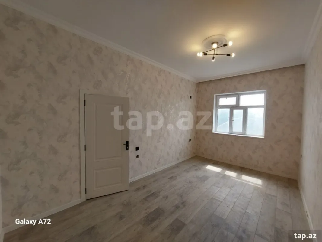 Satılır 5 otaqlı həyət evi