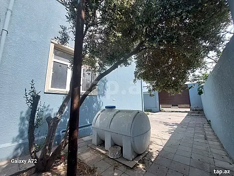 Satılır 5 otaqlı həyət evi
