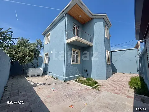 Satılır 5 otaqlı həyət evi