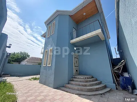 Satılır 5 otaqlı həyət evi