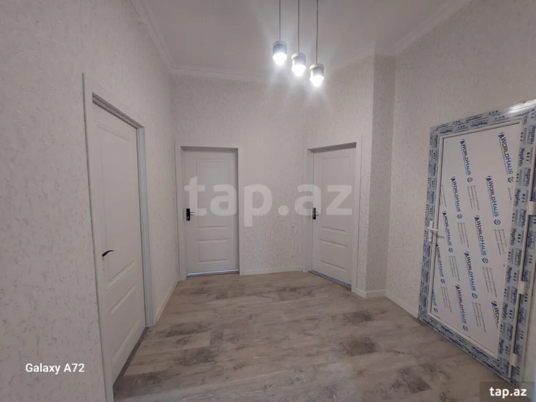 Satılır 5 otaqlı həyət evi