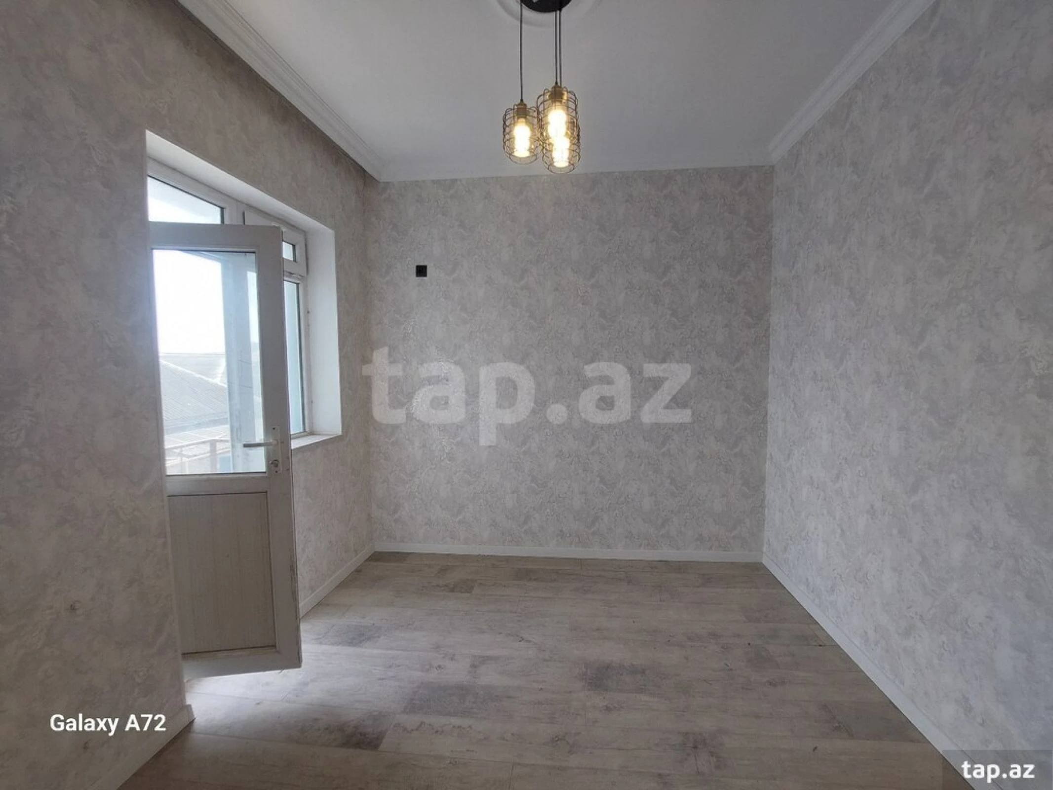 Satılır 5 otaqlı həyət evi