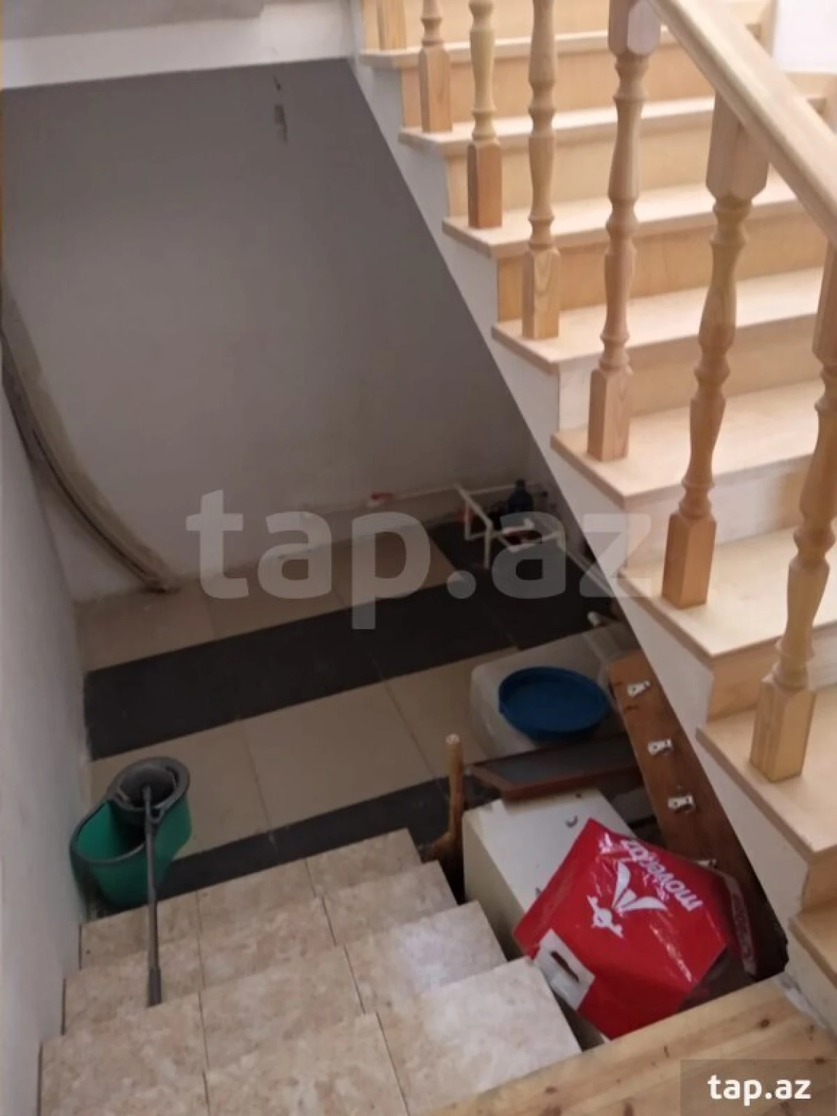 Satılır 4 otaqlı həyət evi