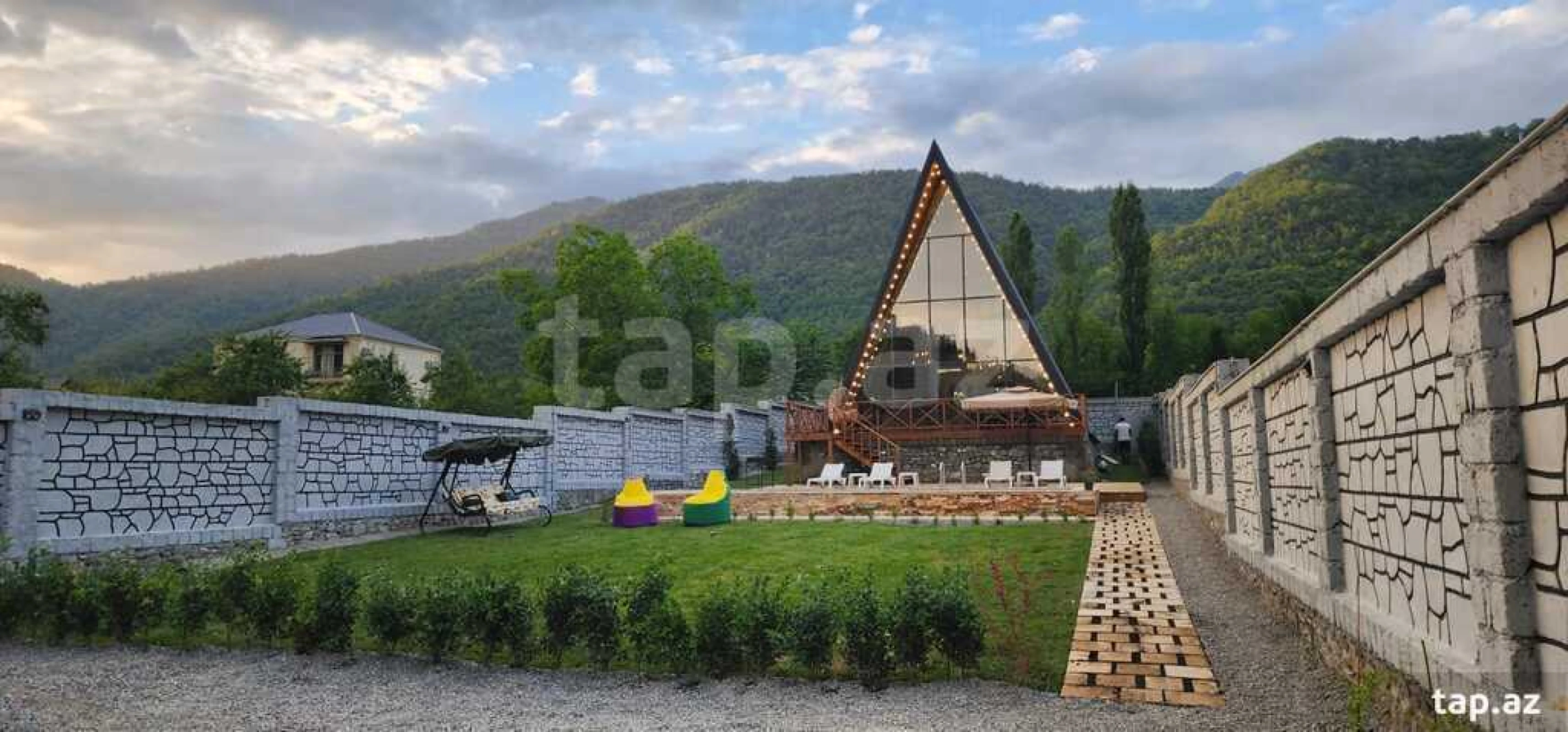 Kirayə verilir 3 otaqlı həyət evi