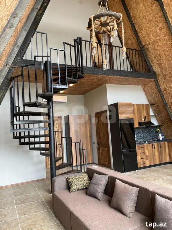 Kirayə verilir 3 otaqlı həyət evi