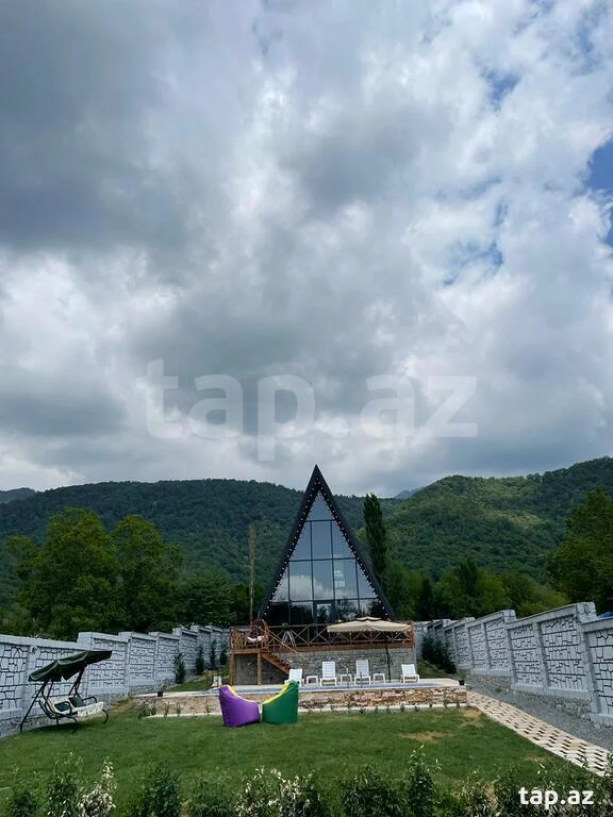 Kirayə verilir 3 otaqlı həyət evi